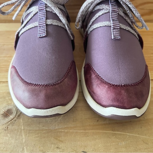 Olukai Miki Li Convertible Sneaker in Plum size 7 - Picture 7 of 16